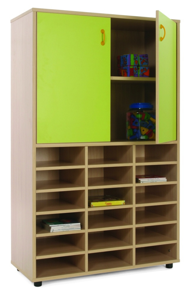 Mueble medio casillero con puertas altas