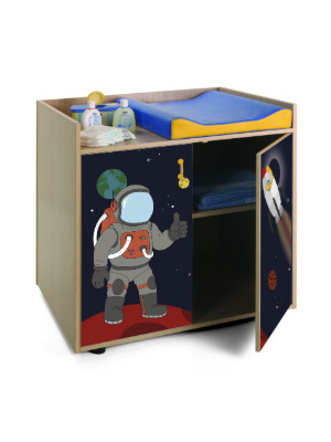 Mueble cambiador con puertas